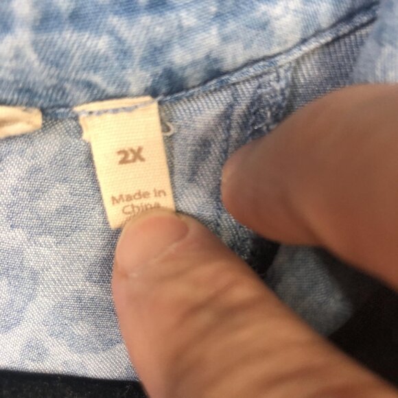 Soft Surroundings Shirt Womens 2X Blue Leopard Tencel Button Front SF3135 - Picture 6 of 16